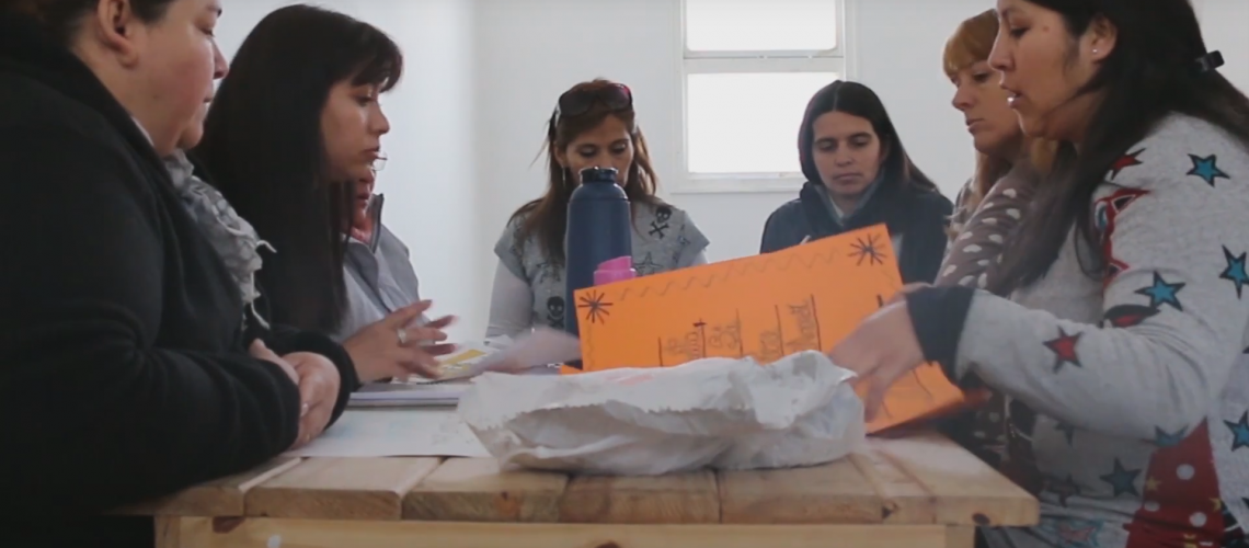 Ellas hacen violencia en el noviazgo Ellas hacen violencia en el noviazgo